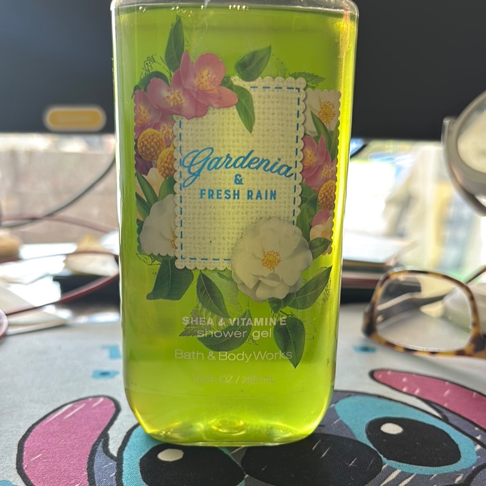 Bath & Body Works Green Body Wash Vibrant Floral